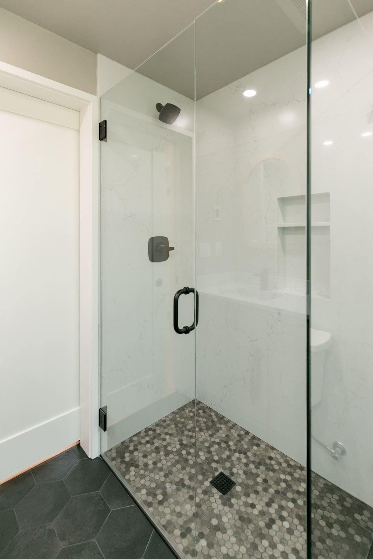 dc4H71KVsQ7kFuGmN4V4GA (1)