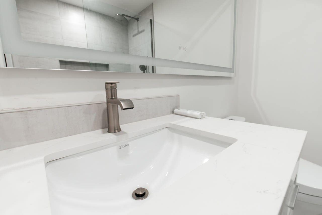 Nl4w4OuTJA_N0u-Dej_QJA (1)