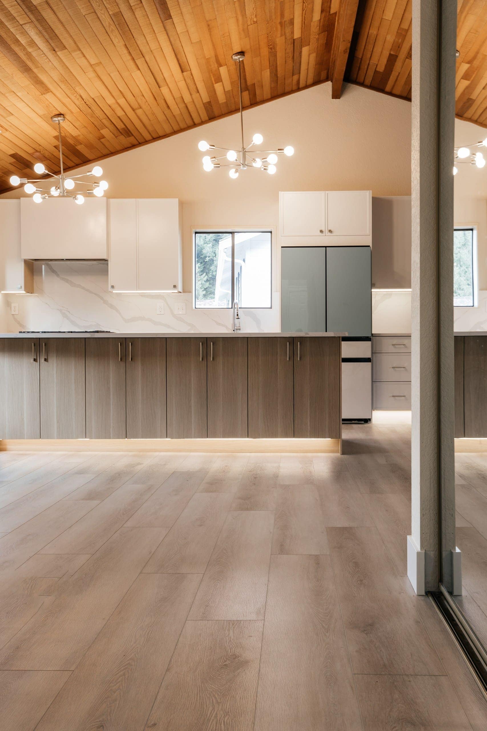 16wxTxUJXIooET_gSXdS1A