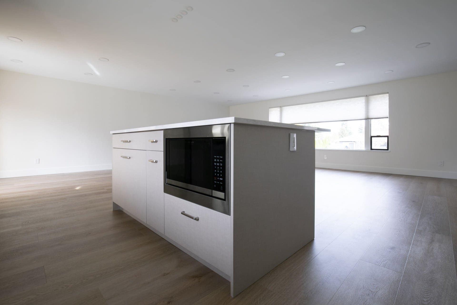 8RXxXjBjdxIyWEgHcCE1qA